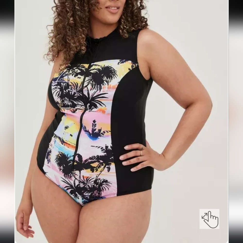 Plus Size 3x Women’s Black Tropical Front-Zip One-Piece Swimsuit Active Torrid